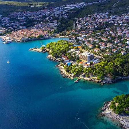 Lovely Home In Vrbnik With Sauna *